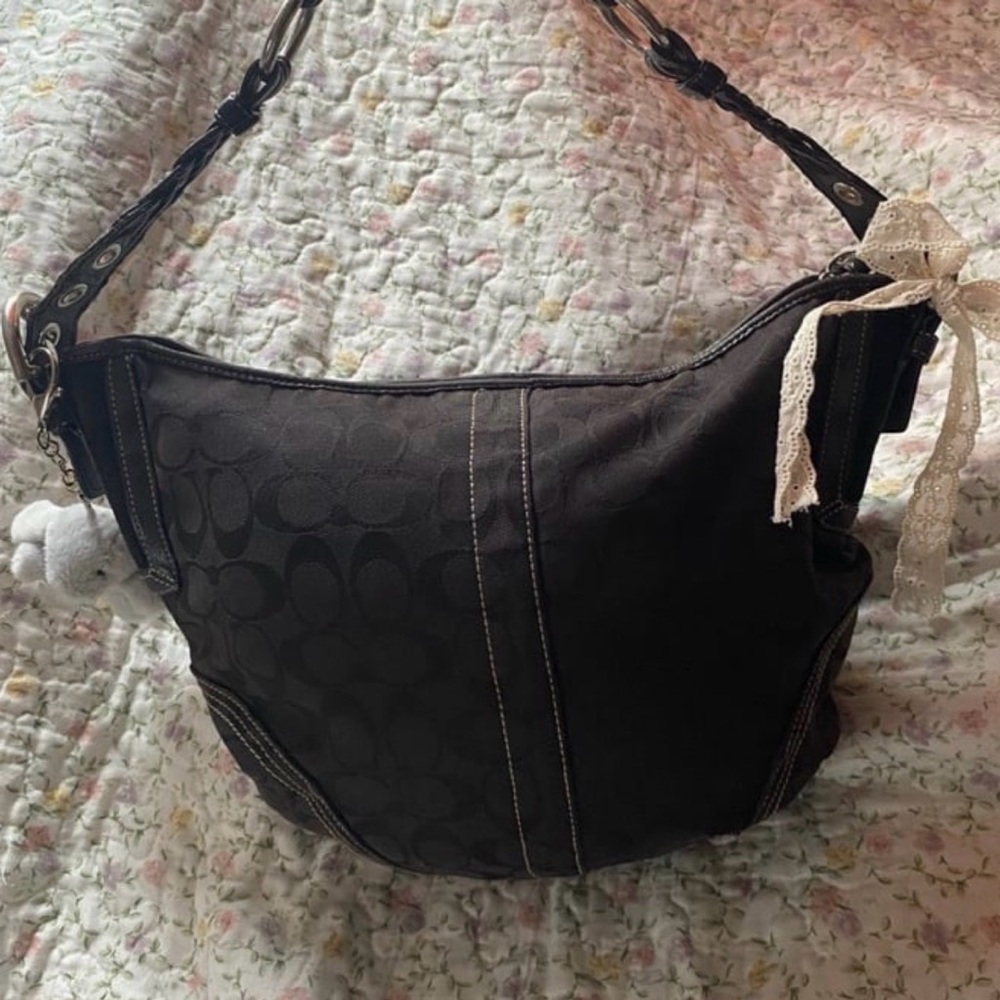 Black Women's Shoulder Bag - Classic Logo Jacquard